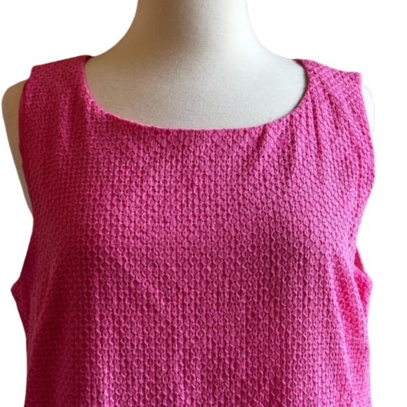 NEW YORK & COMPANY Dress Sheath Perforated Lined Sleeveless Pink Size 10 - Picture 4 of 11